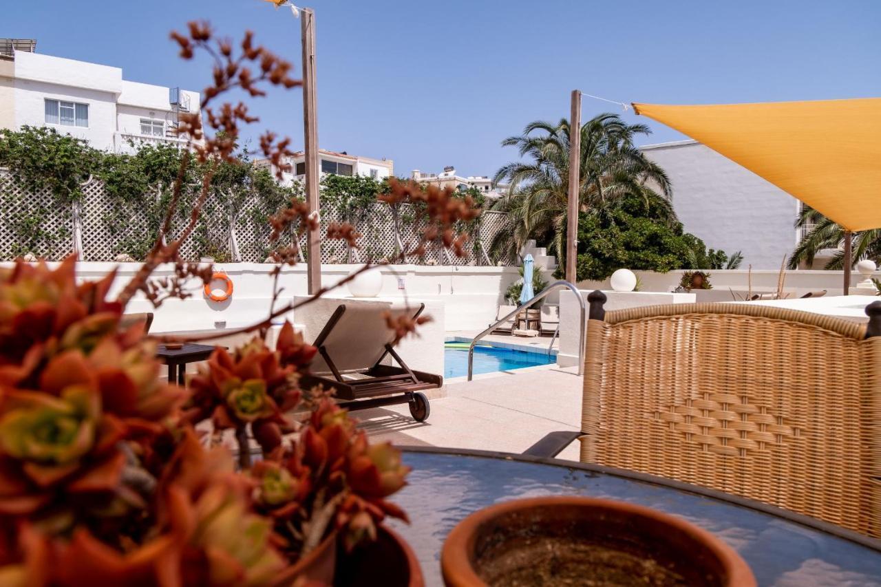 Villa D View 4 *